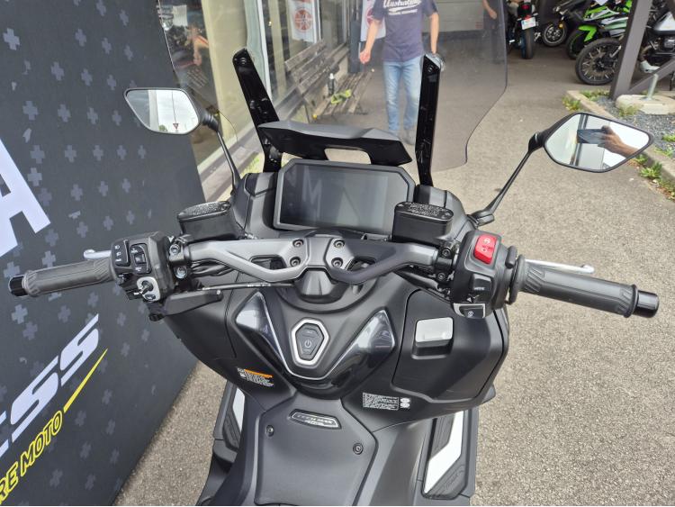 YAMAHA XP T-MAX 560 TECH MAX