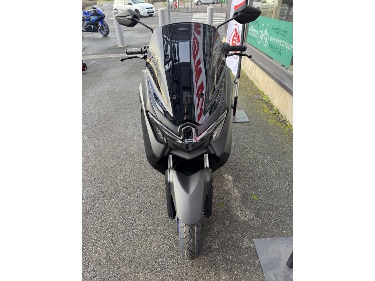 YAMAHA NMAX 125