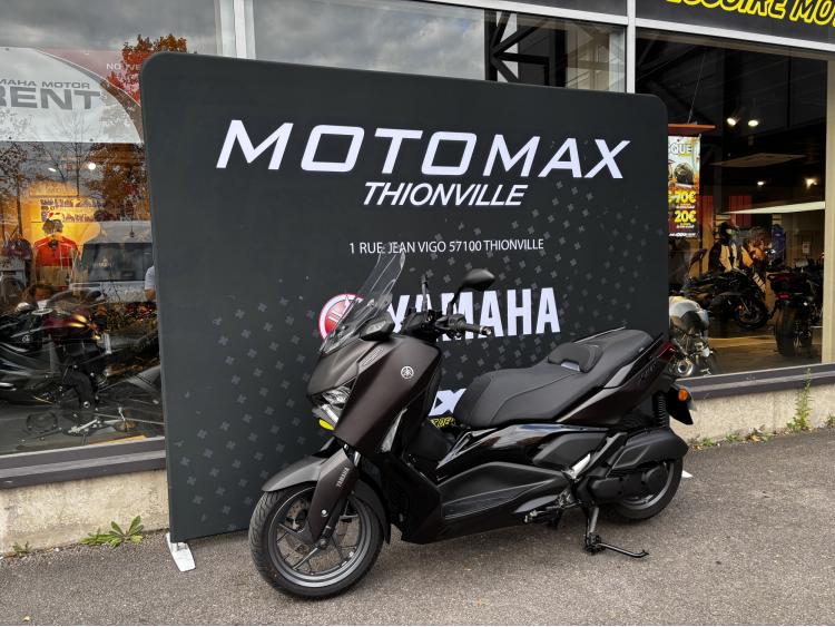 YAMAHA XMAX 125 TECH MAX + 