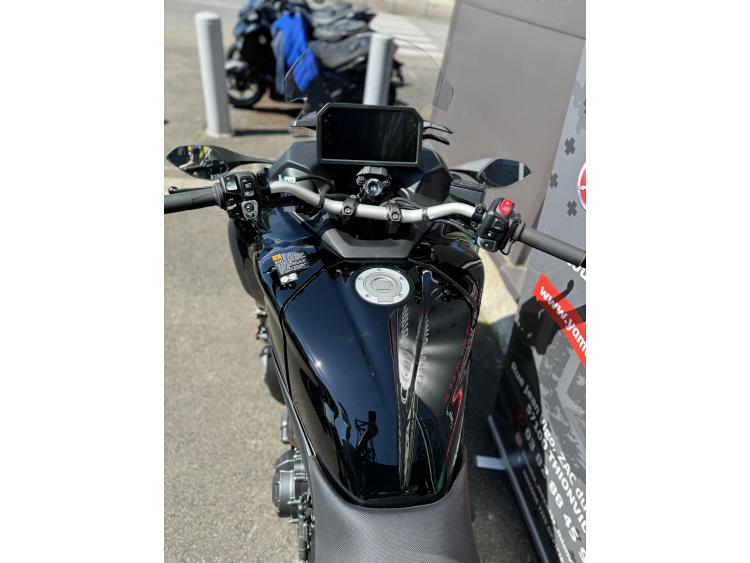 YAMAHA NIKEN 890 GT