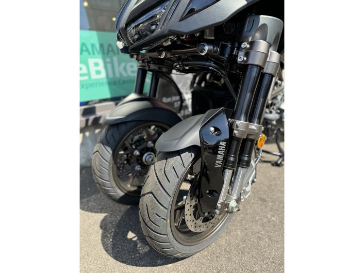 YAMAHA NIKEN 890 GT