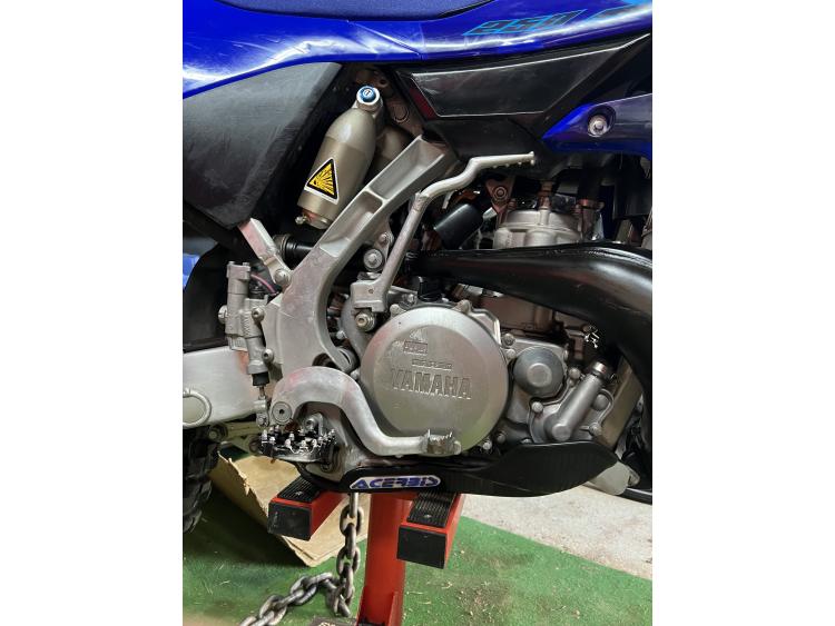 YAMAHA YZ250
