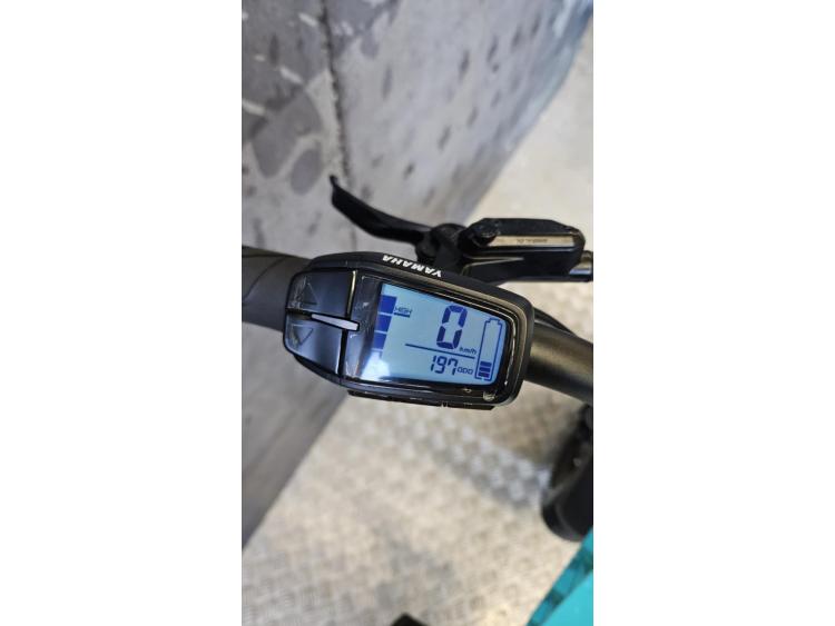YAMAHA BOOSTER EASY ELETRIQUE