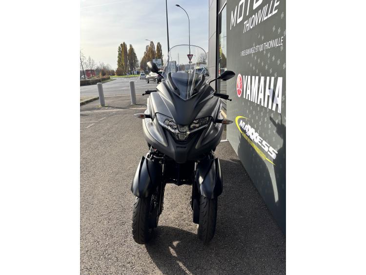 YAMAHA TRICITY 300