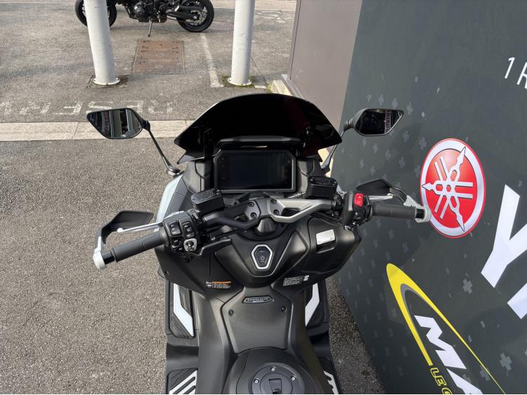 YAMAHA XP T-MAX 560 TECH MAX